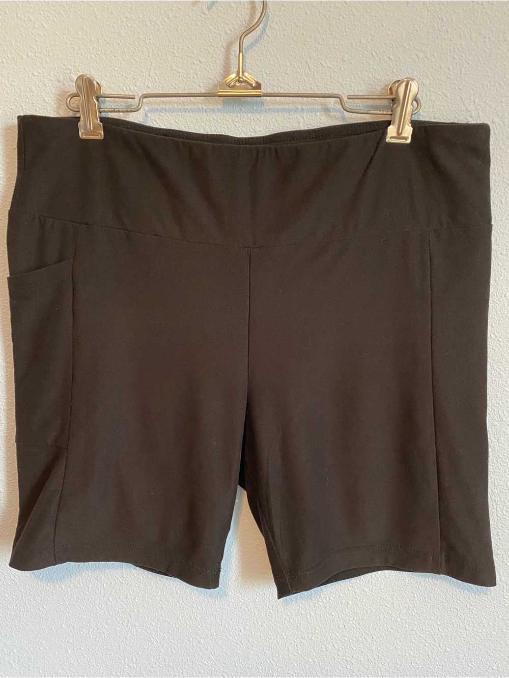 No Boundaries Black Bike Shorts with Side Pocket